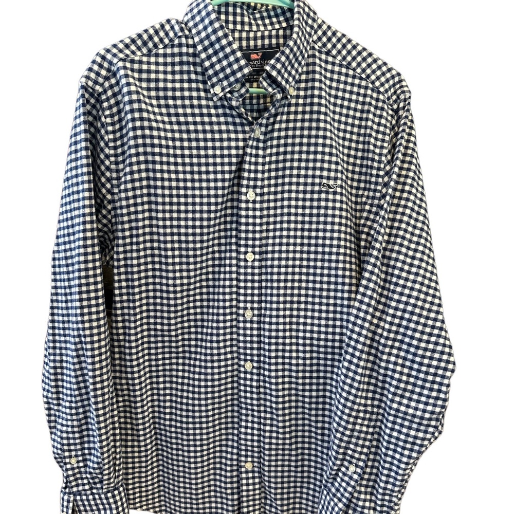 Vineyard Vine mens shirt